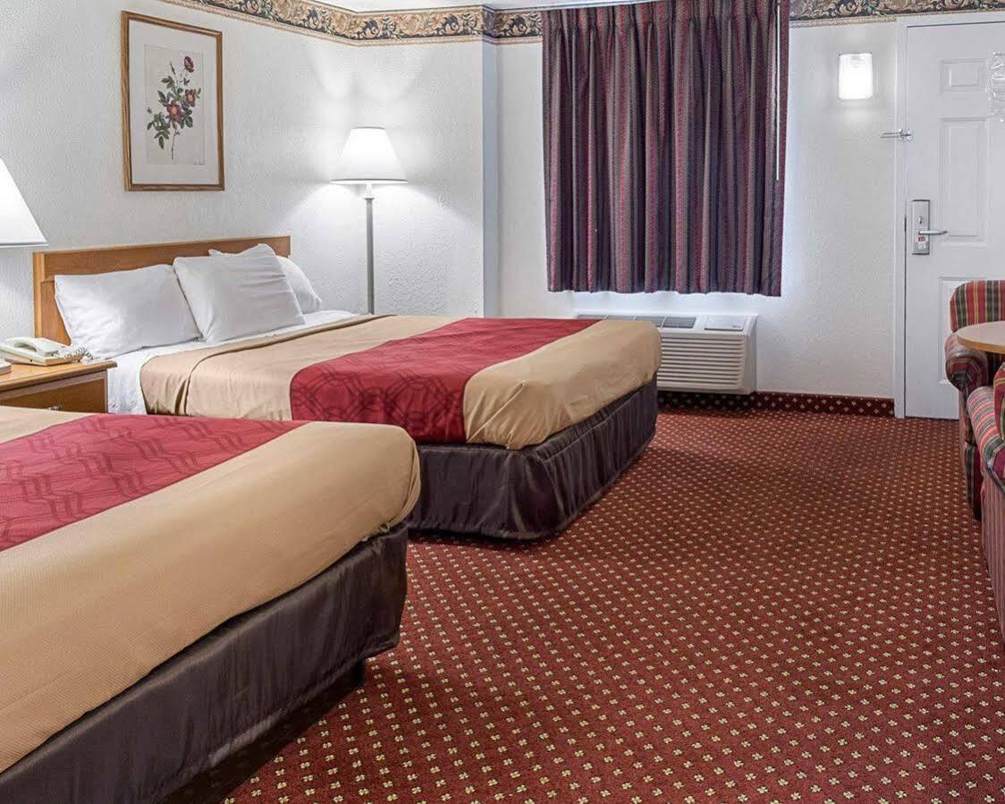 Gateway Inn Templeton Zewnętrze zdjęcie