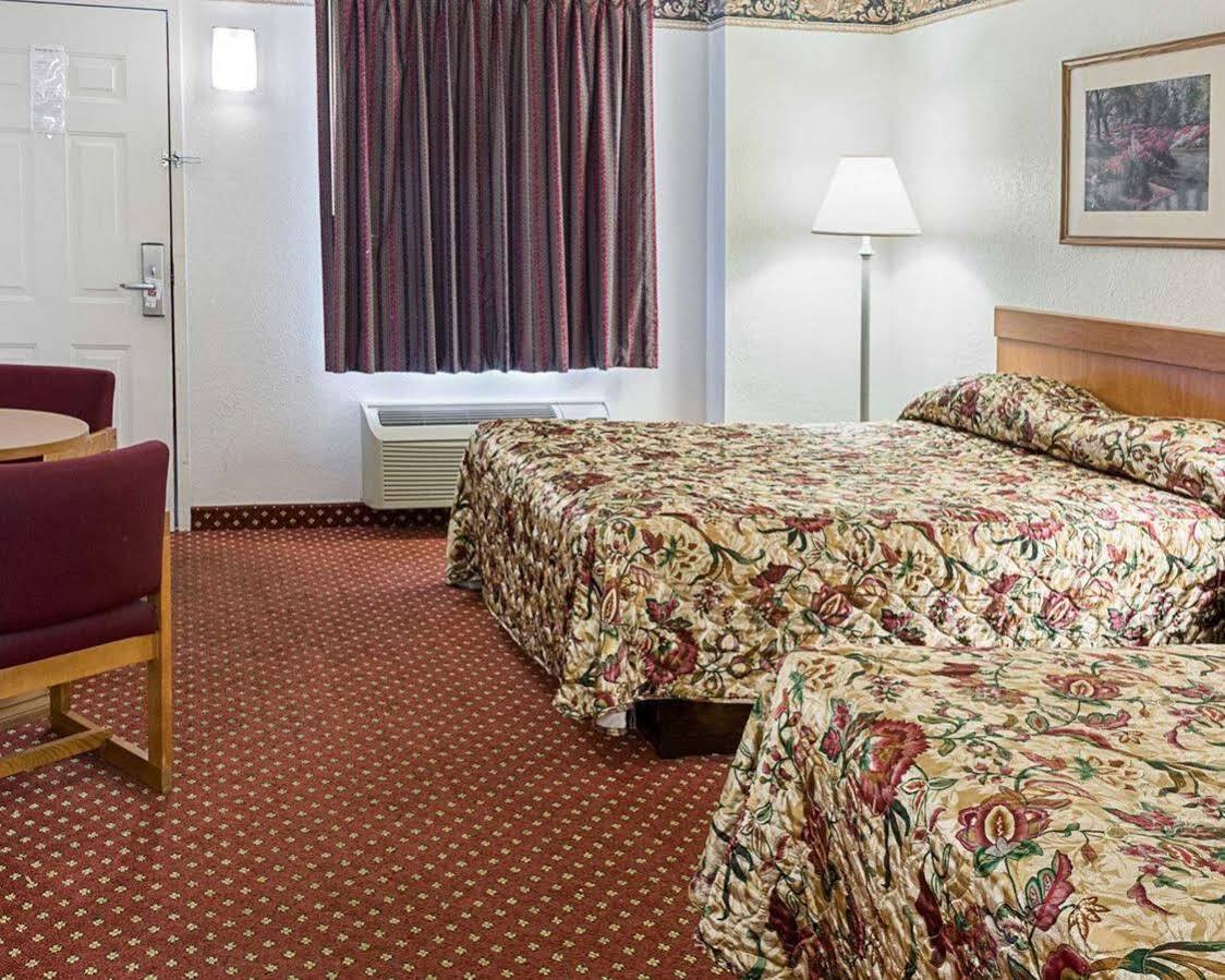 Gateway Inn Templeton Zewnętrze zdjęcie